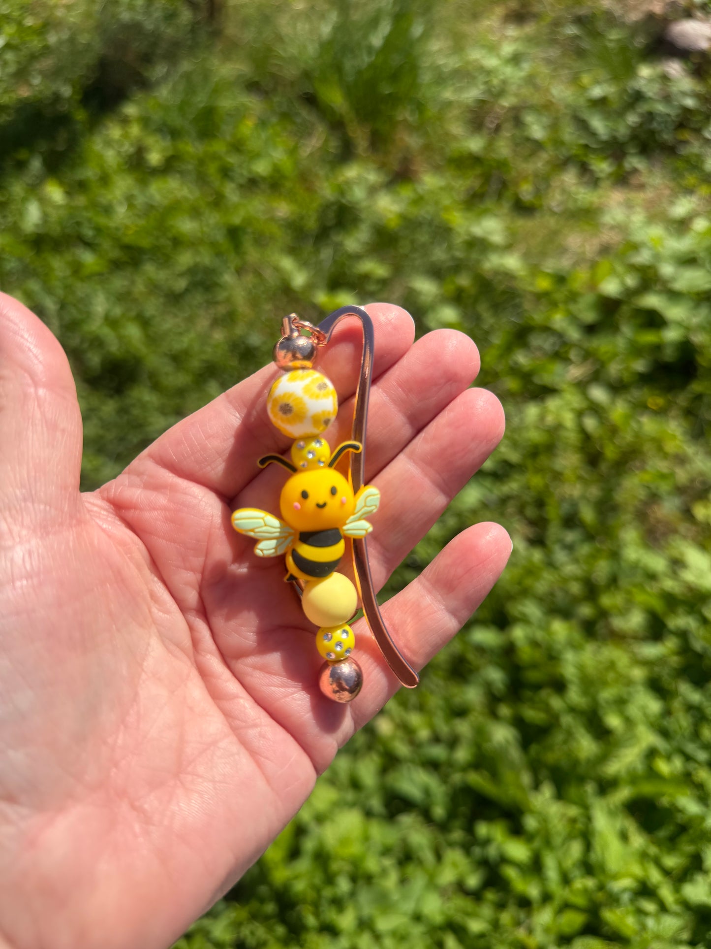 Beaded bookmark bumble bee