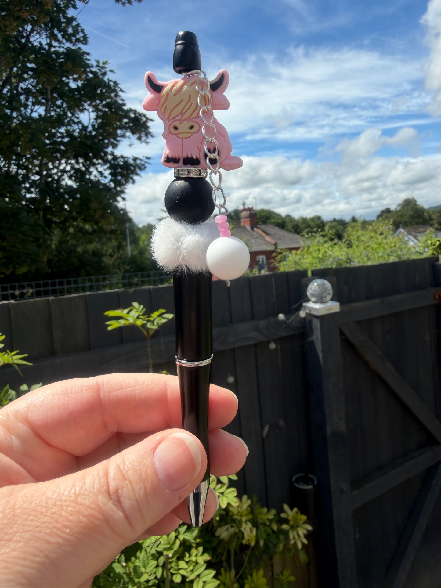 Black and pink Highland cow print Bead pen