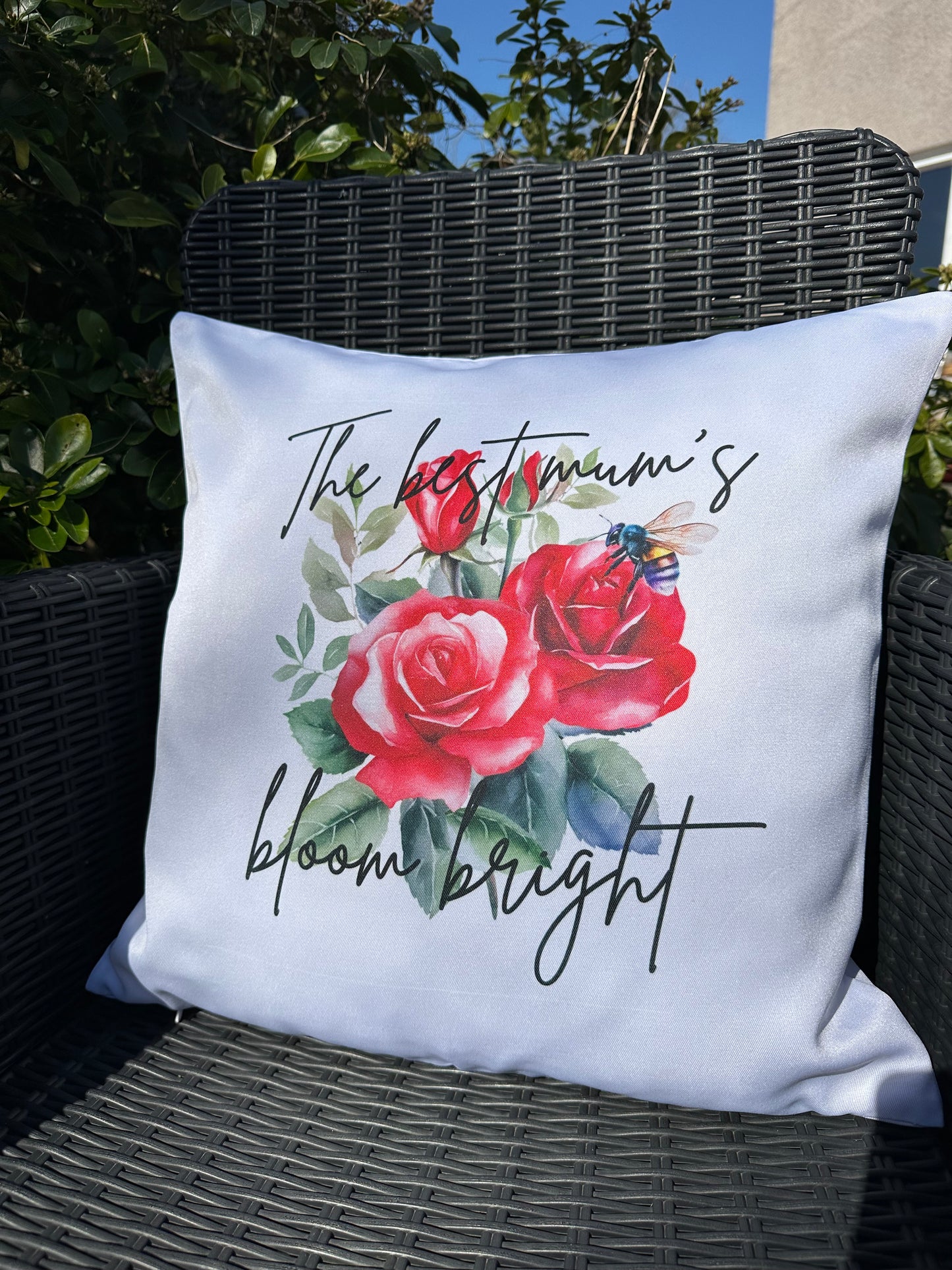 Mothers day cushion cover floral rose with a bumble bee (45x45cm)