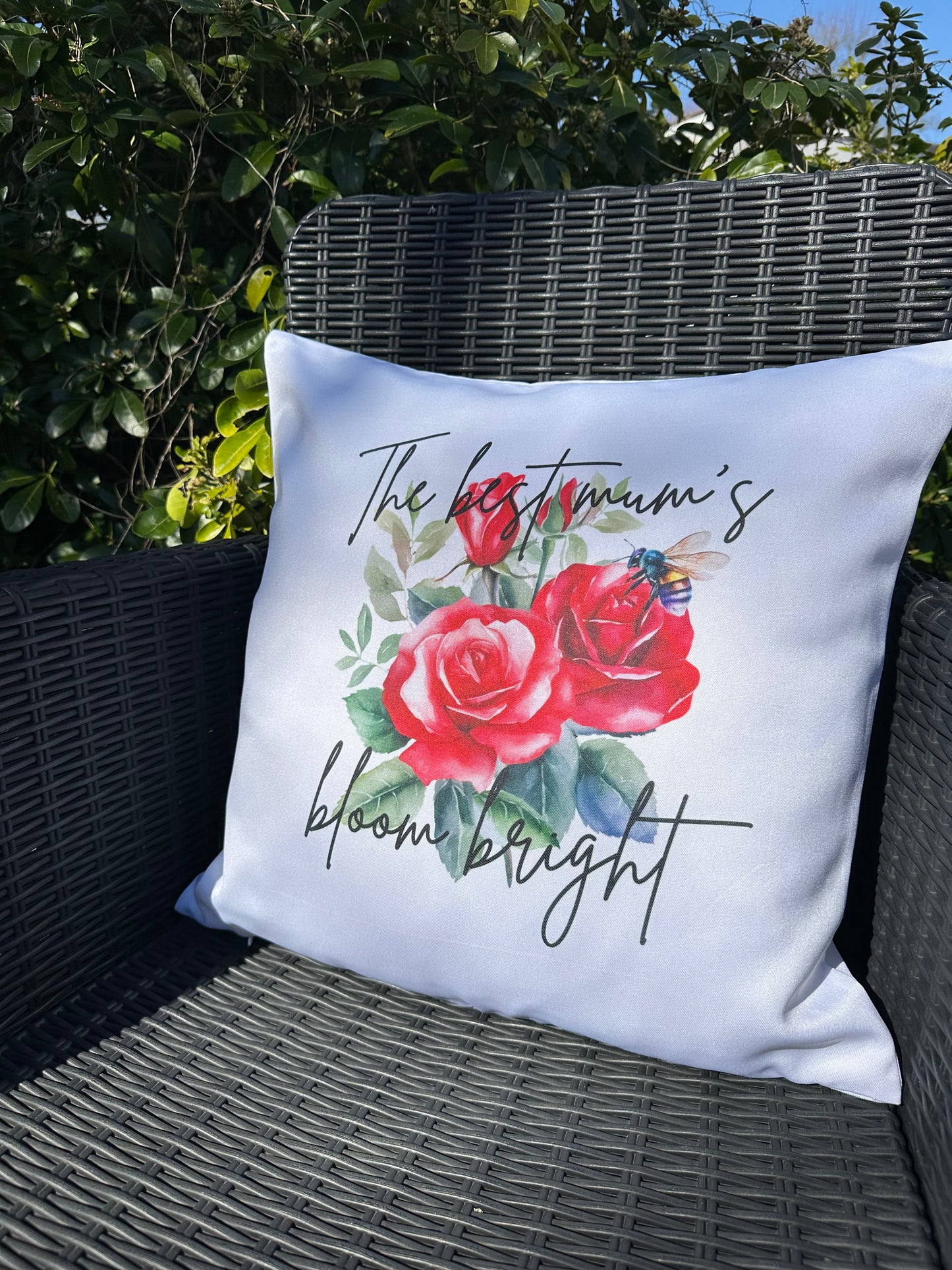 Mothers day cushion cover floral rose with a bumble bee (45x45cm)