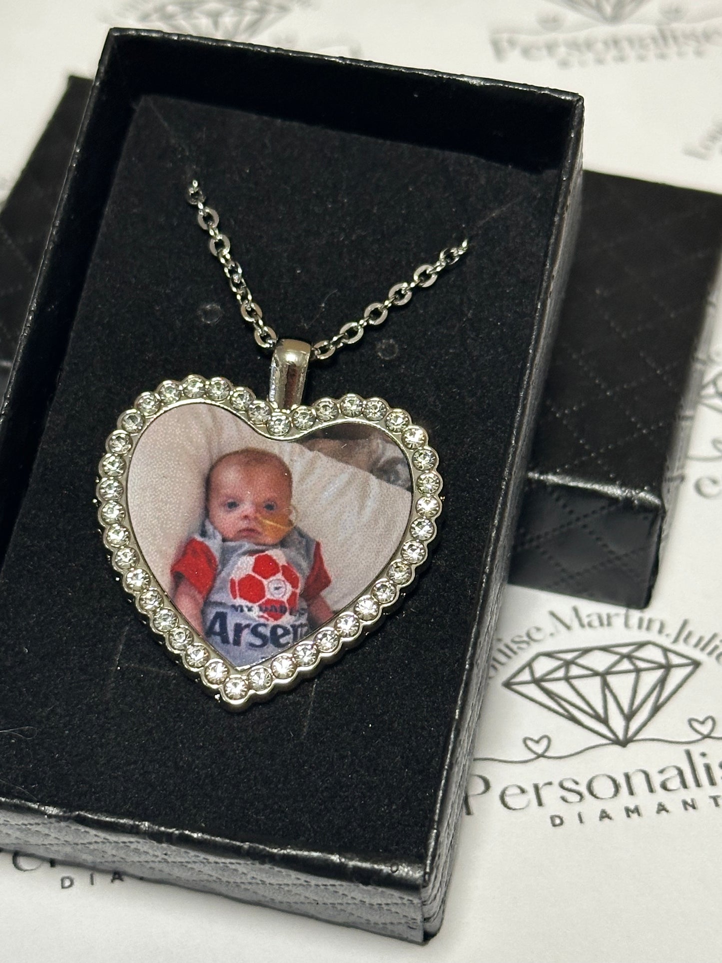 Personalised photo necklace