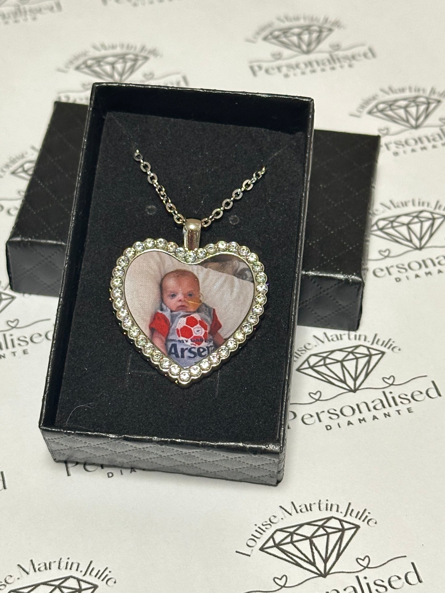 Personalised photo necklace