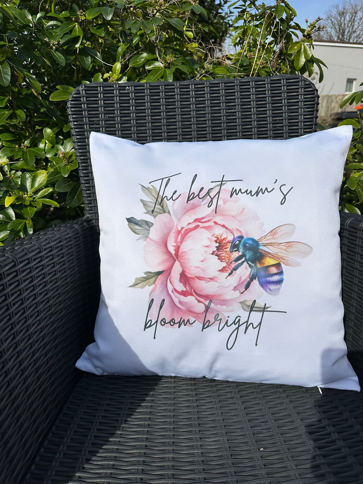 Mum Cushion cover floral with a bumble bee(45x45cm) (Copy)