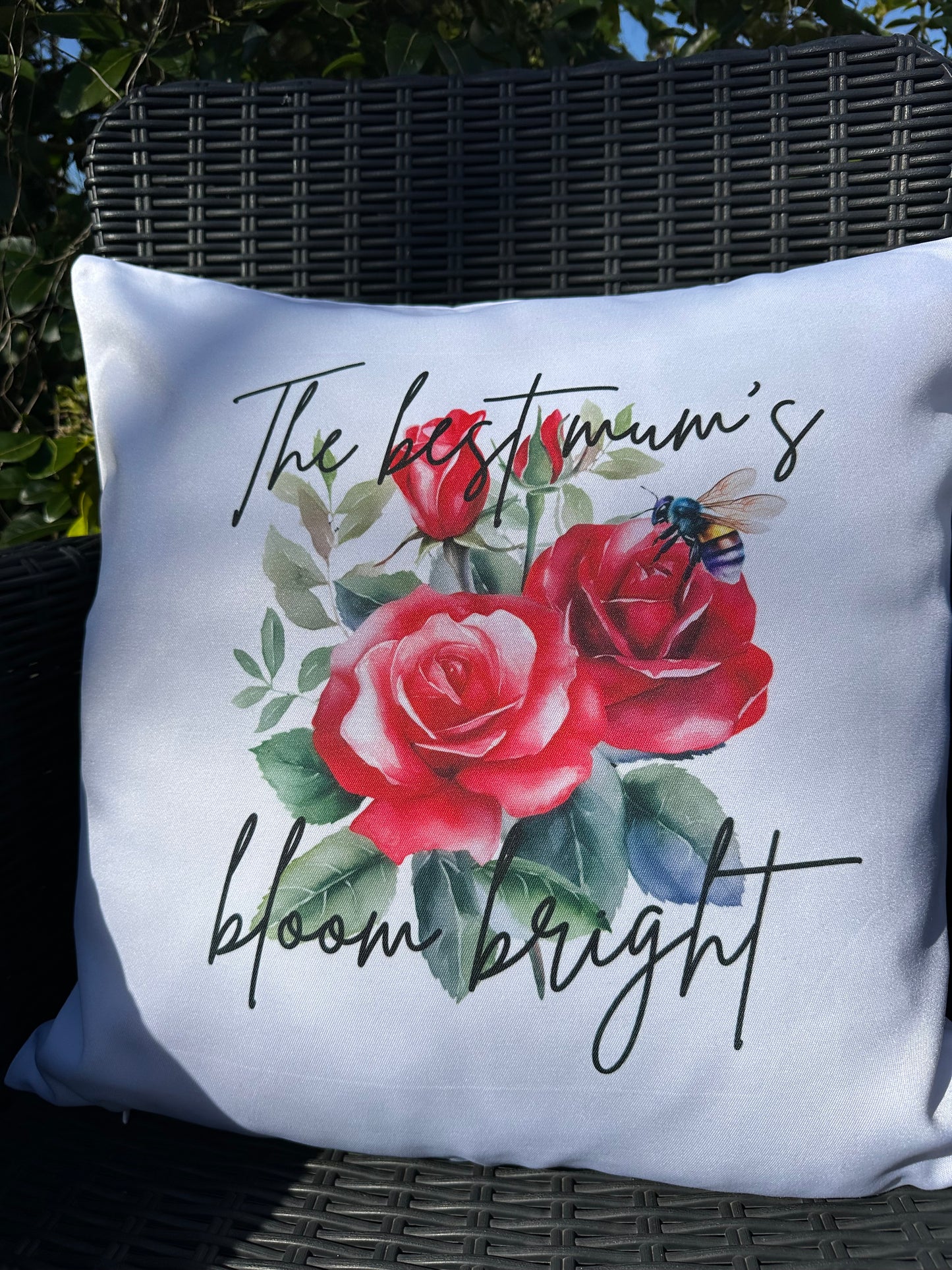 Mothers day cushion cover floral rose with a bumble bee (45x45cm)