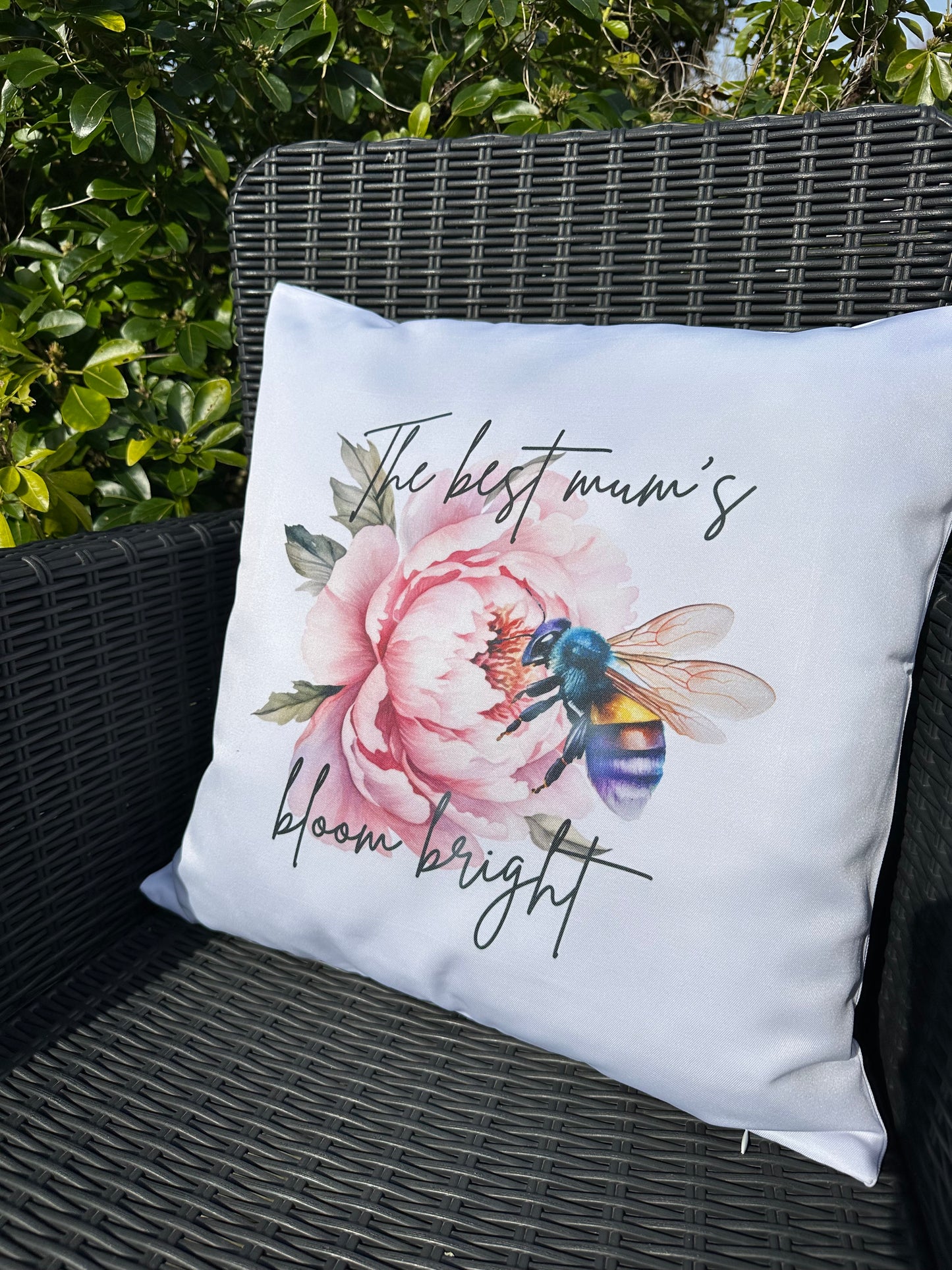 Mum Cushion cover floral with a bumble bee(45x45cm) (Copy)