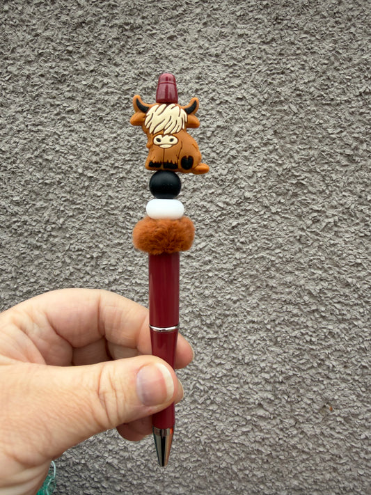 Brown Highland cow Bead pen