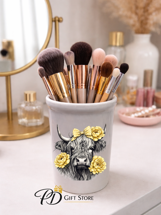 Ceramic make-up Pot highland cow